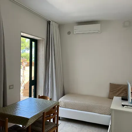 Holiday park Viestemare & 4*