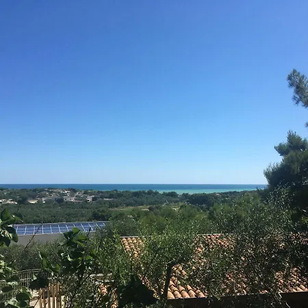 Holiday park Viestemare & 4*